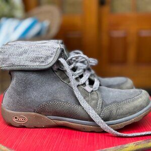 Chaco Castlerock Gray Suede Hiking Shoes Women’s 6.5